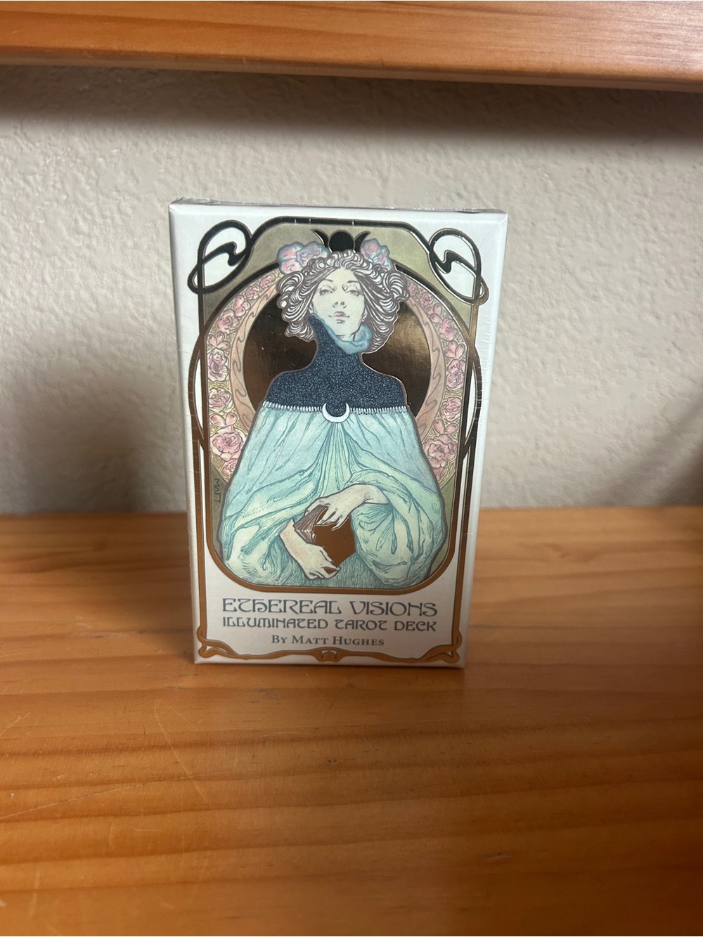 Ethereal Visions Illuminated Tarot Deck - Mint Green Artwork
